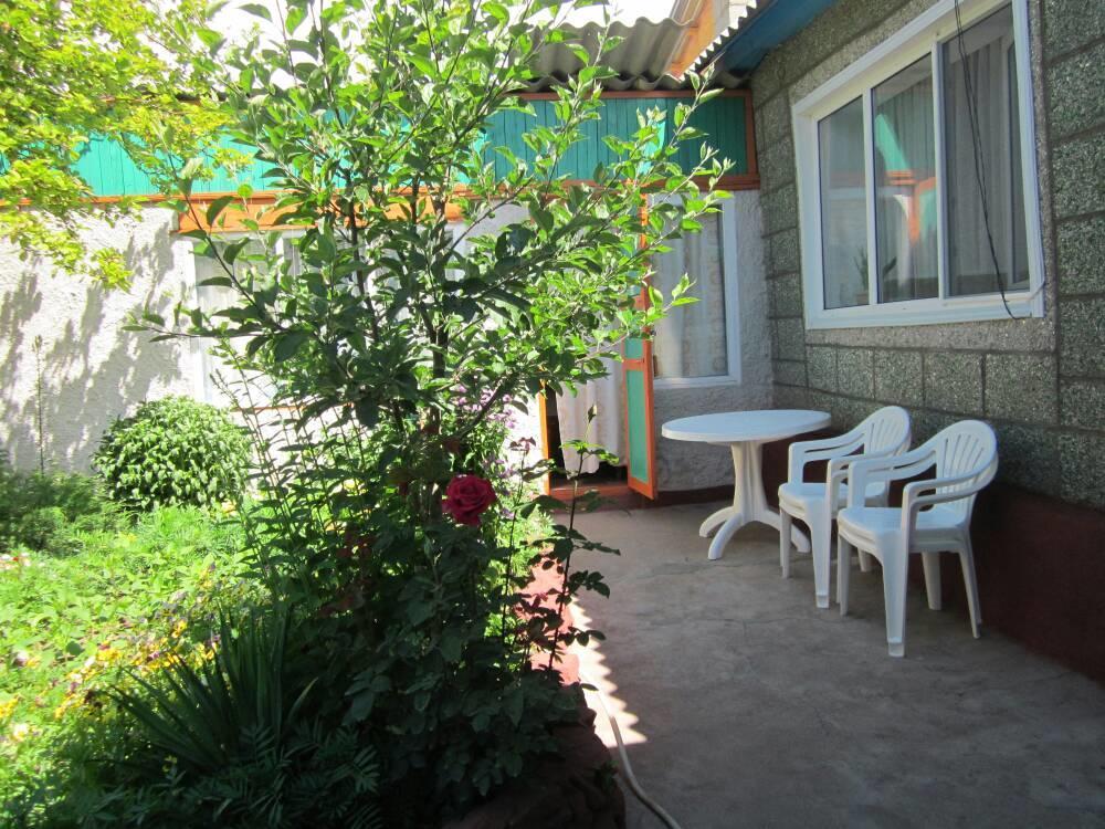Olga Guest House Cholpon-Ata Exteriör bild